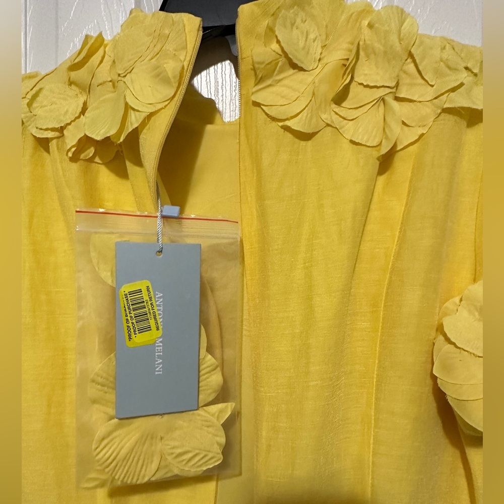 NWT Antonio Melani
Iris Linen Blend Floral Applique Mock Neck A-Line Mini Dress - Picture 9 of 10